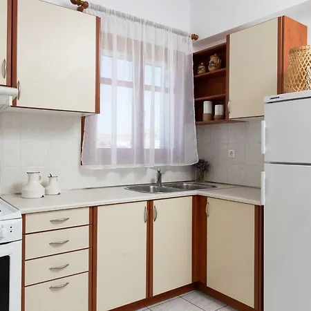 Apartment Seafront Glyfada 3 *